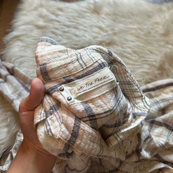 FREE PEOPLE Hidden Valley Buttondown Top - Picture 4 of 4